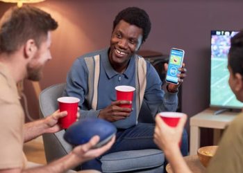 Satisfy Your Thirst with Lucky Cola Online