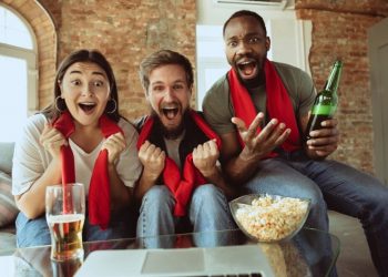 Watch UCLA Football in MBScore.tv