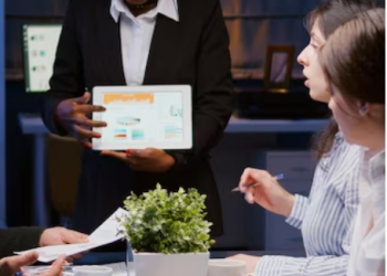 Ripple vs. Traditional Banking: A Comprehensive Comparative Analysis with Google Pay