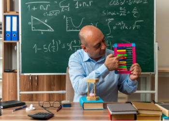 Understanding Square Roots: Techniques and Uses in Mathematics