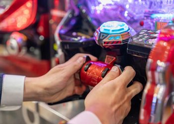 The History of Joker Jewels Slot: A Fun and Colorful Classic in Online Gaming