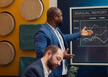 How Traders Build Decision Frameworks Instead of Chasing Opportunities