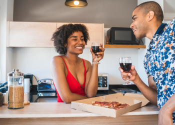 What to Know Before Getting Cabernet Sauvignon Delivered to Your Door